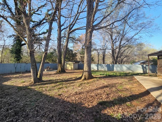 5313 Larewood Drive, Charlotte, NC 28215
