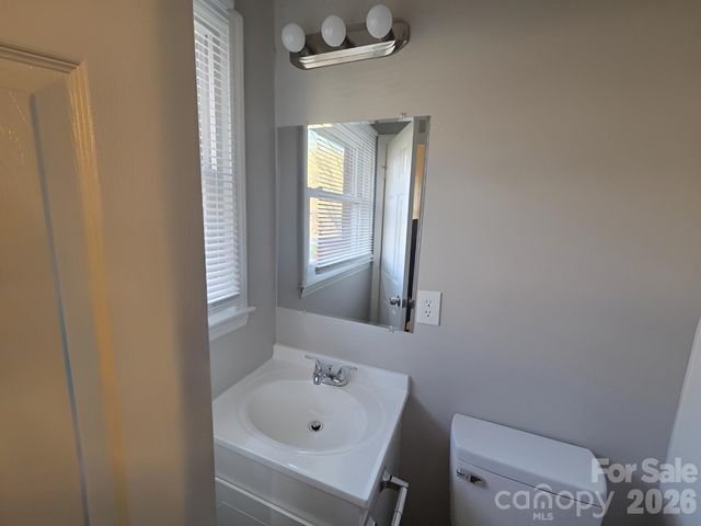 5313 Larewood Drive, Charlotte, NC 28215