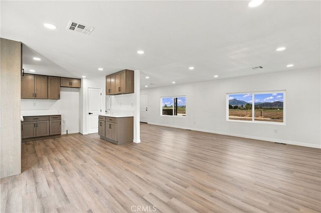 31619 Wolfskill, Nuevo, CA 92567