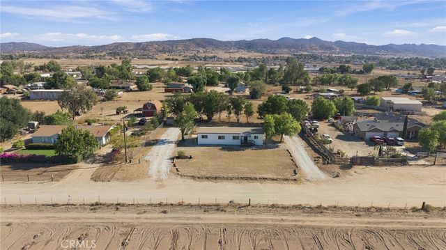 31619 Wolfskill, Nuevo, CA 92567