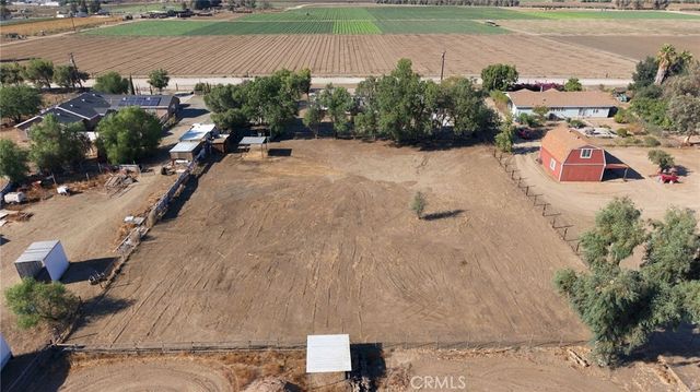 31619 Wolfskill, Nuevo, CA 92567