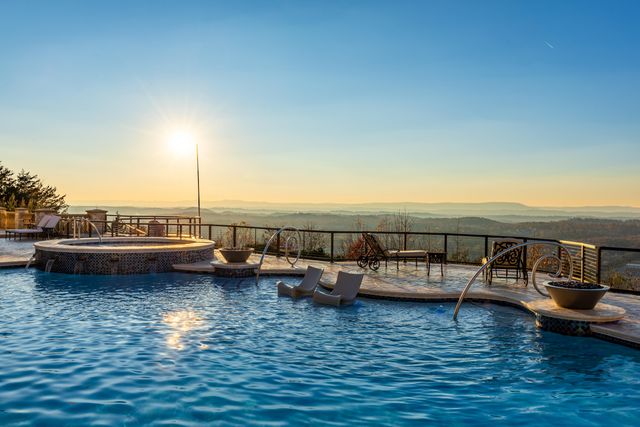 2363 Heavenly View, Ooltewah, TN 37363