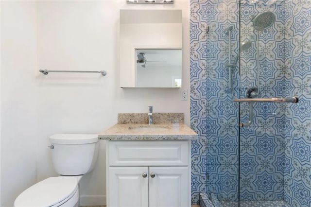 459 Landfair Avenue 7, Los Angeles, CA 90024