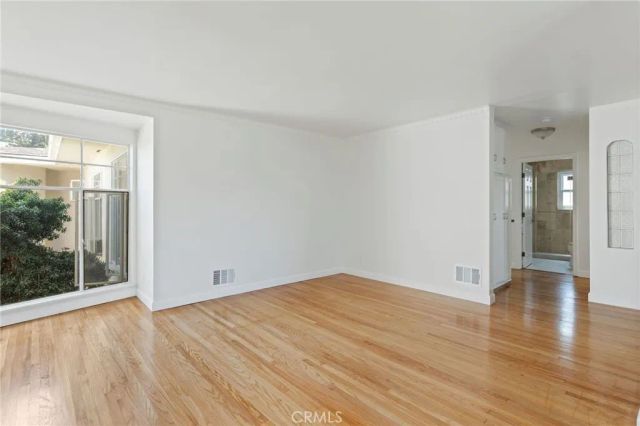 459 Landfair Avenue 7, Los Angeles, CA 90024