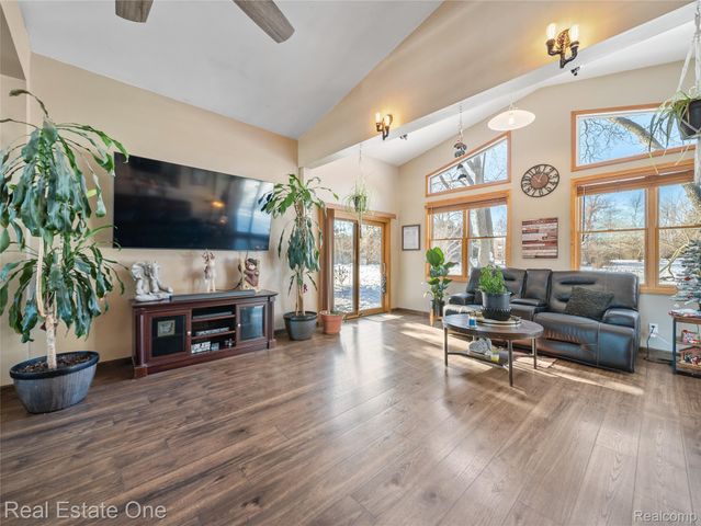 1850 Hickory Hollow Lane, Lima Township, MI 48130