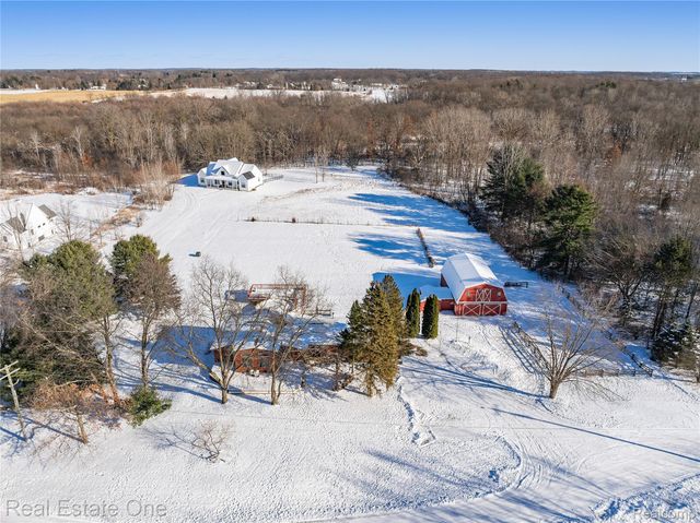 1850 Hickory Hollow Lane, Lima Township, MI 48130