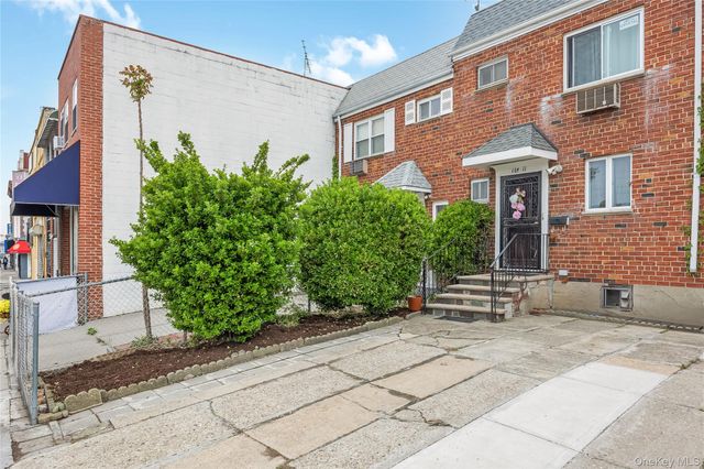164-11 Depot Road, Flushing, NY 11358