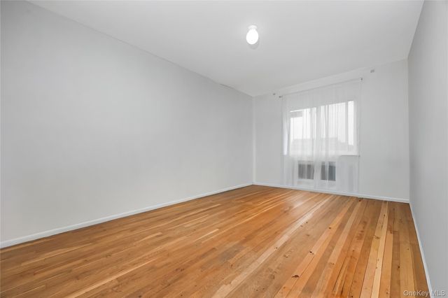 164-11 Depot Road, Flushing, NY 11358