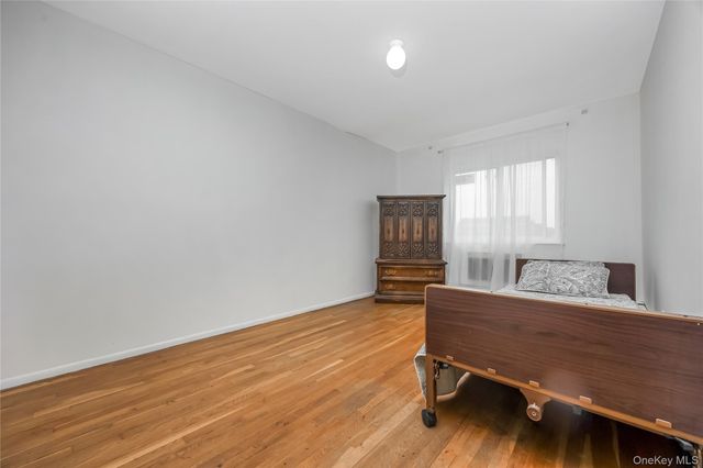 164-11 Depot Road, Flushing, NY 11358