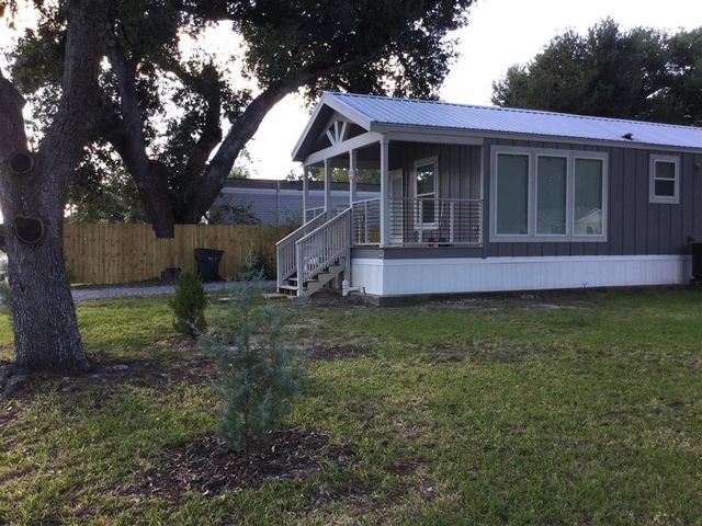 226 W Carlton Street, Sulphur, LA 70663