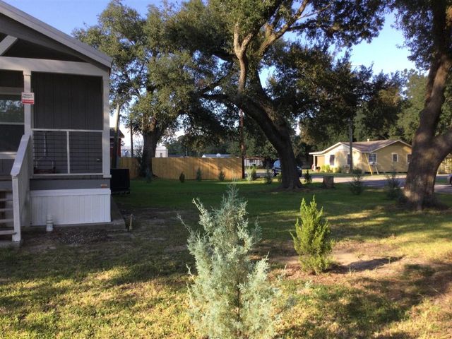 226 W Carlton Street, Sulphur, LA 70663