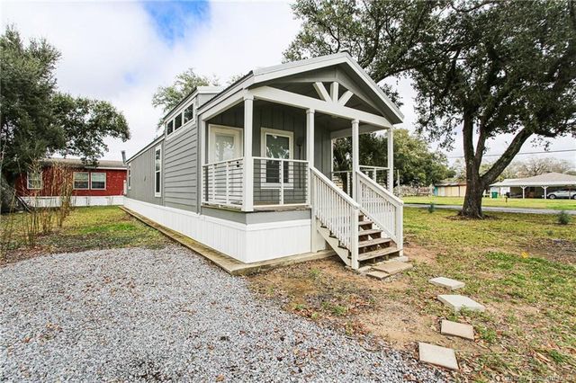 226 W Carlton Street, Sulphur, LA 70663