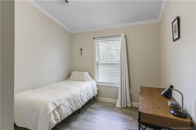 226 W Carlton Street, Sulphur, LA 70663