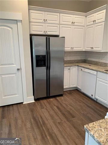 523 W 44th Street, Savannah, GA 31405