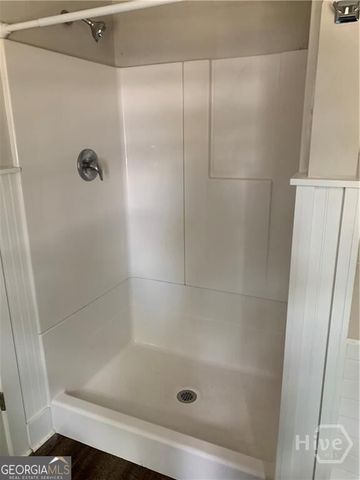 523 W 44th Street, Savannah, GA 31405