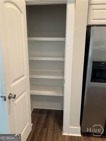 523 W 44th Street, Savannah, GA 31405