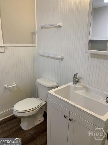 523 W 44th Street, Savannah, GA 31405