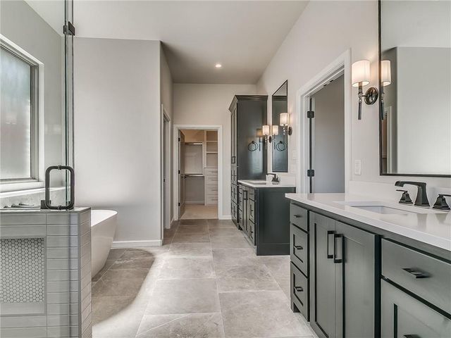 16425 Burgundy West Drive, Edmond, OK 73013