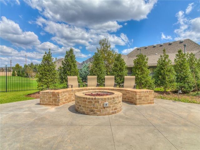 16425 Burgundy West Drive, Edmond, OK 73013