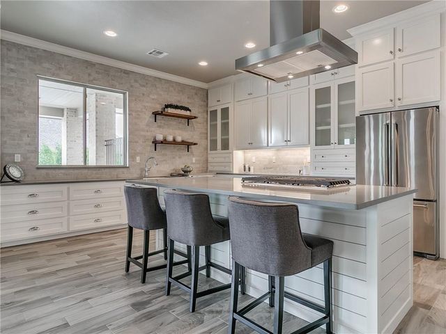 16425 Burgundy West Drive, Edmond, OK 73013