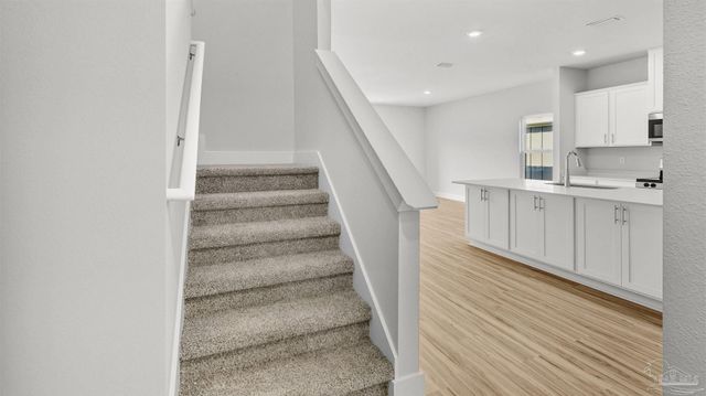 5619 Clarity St, Milton, FL 32570