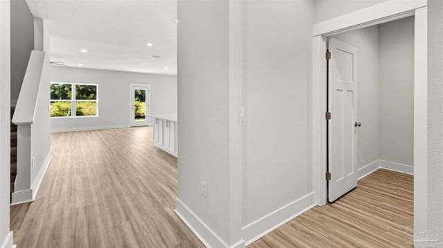 5619 Clarity St, Milton, FL 32570