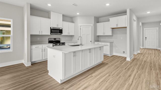 5619 Clarity St, Milton, FL 32570