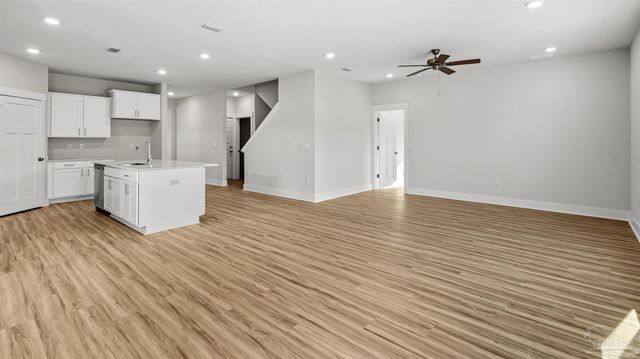 5619 Clarity St, Milton, FL 32570