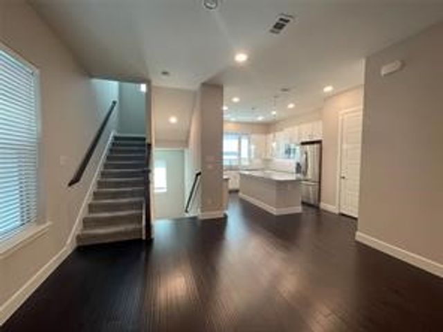 5823 Orion Place, Dallas, TX 75235
