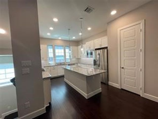 5823 Orion Place, Dallas, TX 75235