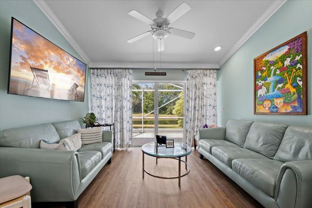 7775 Majestic Palm Dr, Boynton Beach, FL 33437