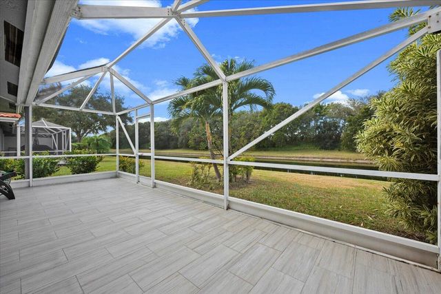 7775 Majestic Palm Dr, Boynton Beach, FL 33437