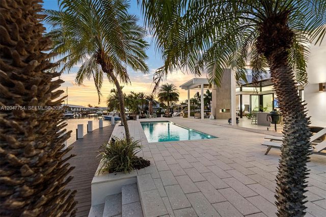 3701 NE 26th Avenue, Lighthouse Point, FL 33064