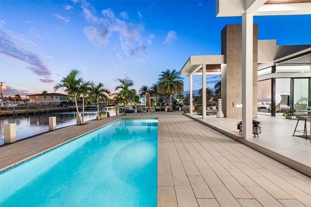 3701 NE 26th Avenue, Lighthouse Point, FL 33064