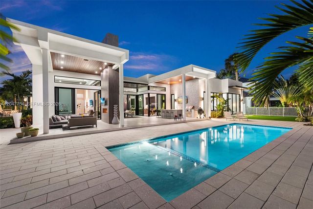 3701 NE 26th Avenue, Lighthouse Point, FL 33064