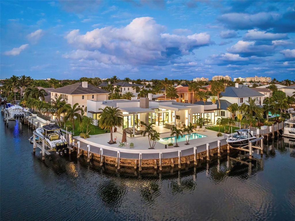 3701 NE 26th Avenue, Lighthouse Point, FL 33064