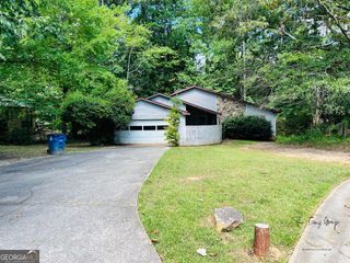 255 AVALON Way, Riverdale, GA 30274