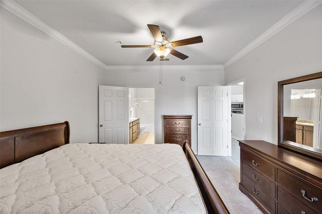 4305 BAYSIDE VILLAGE DRIVE 202, Tampa, FL 33615