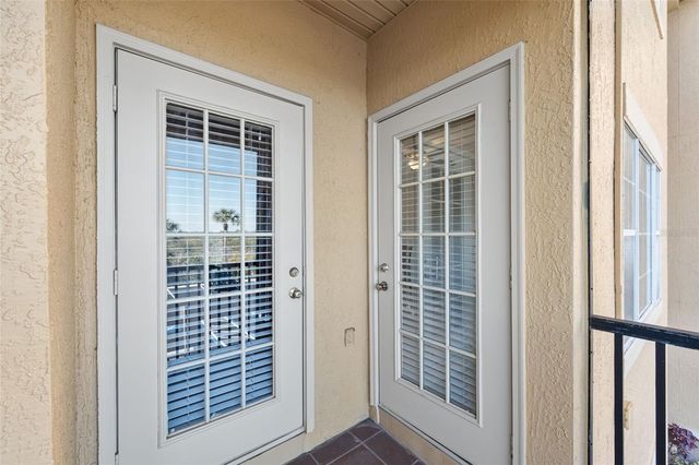 4305 BAYSIDE VILLAGE DRIVE 202, Tampa, FL 33615