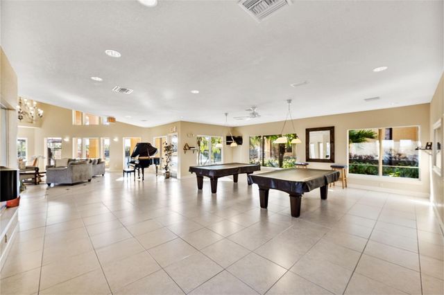 4305 BAYSIDE VILLAGE DRIVE 202, Tampa, FL 33615