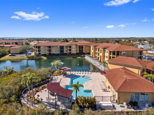 4305 BAYSIDE VILLAGE DRIVE 202, Tampa, FL 33615