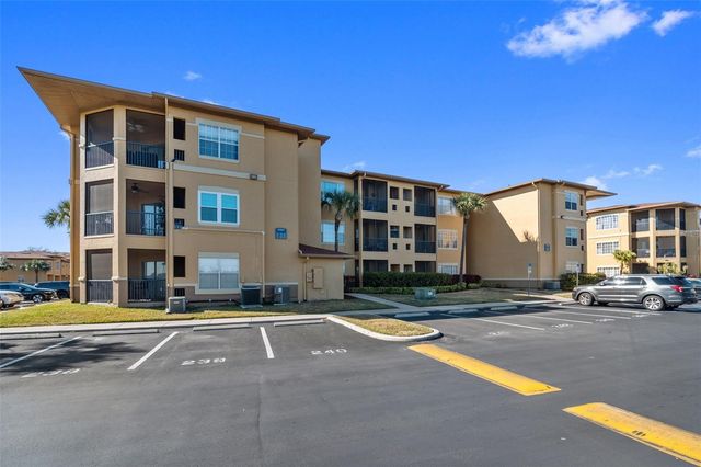 4305 BAYSIDE VILLAGE DRIVE 202, Tampa, FL 33615