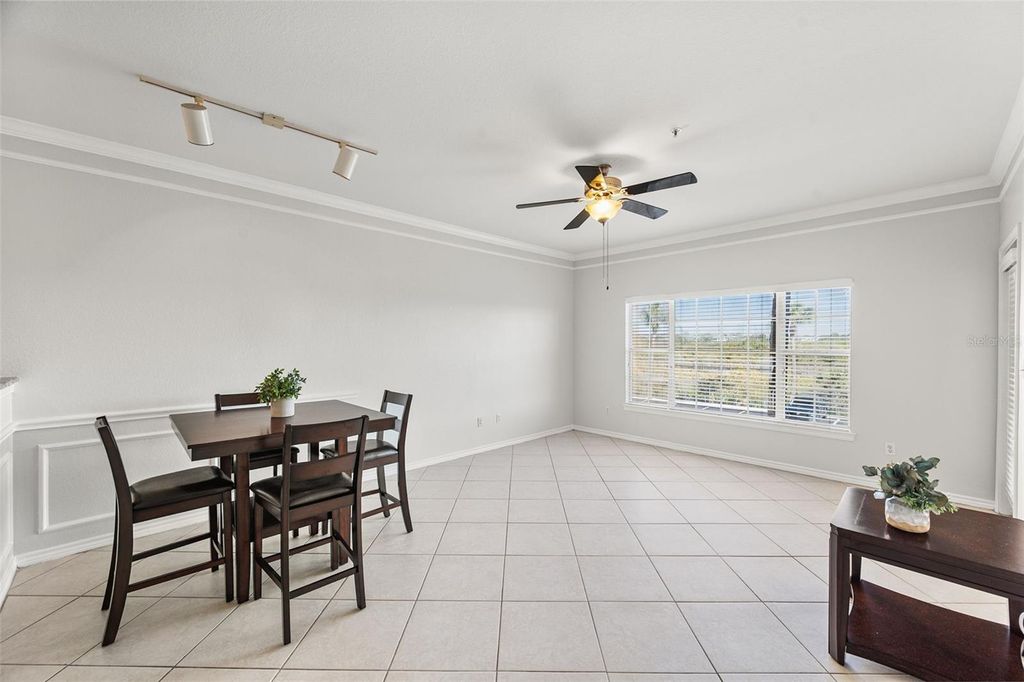 Image 15 of property listing at 4305 BAYSIDE VILLAGE DRIVE 202, Tampa, FL 33615