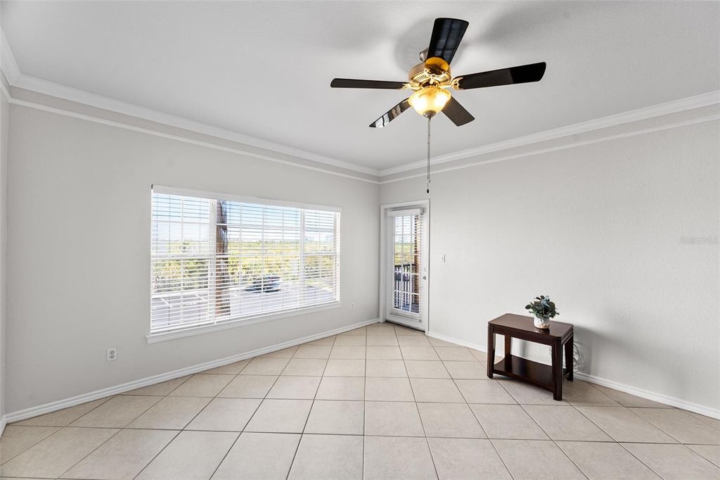 Image 21 of property listing at 4305 BAYSIDE VILLAGE DRIVE 202, Tampa, FL 33615