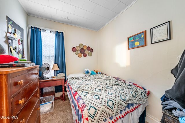 585 6th Avenue, Watervliet, NY 12189