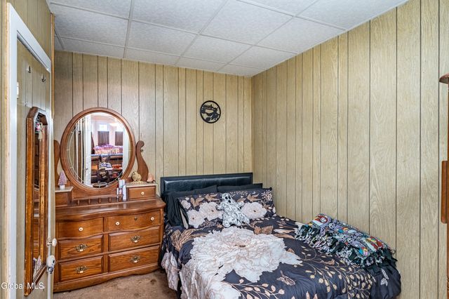 585 6th Avenue, Watervliet, NY 12189