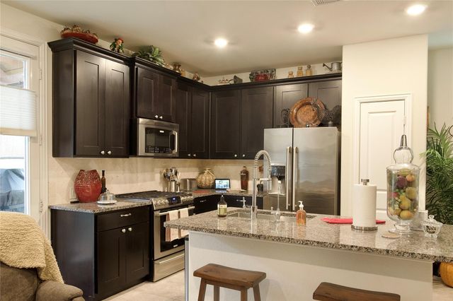 1838 Ryon Falls Drive, Richmond, TX 77469