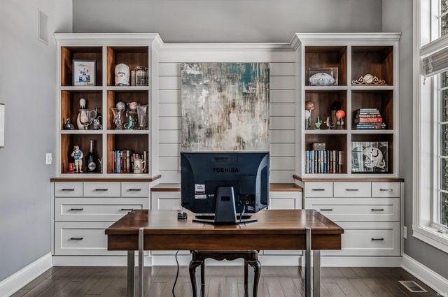 14511 Egrets Court, Fort Wayne, IN 46814