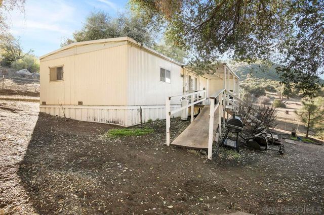 9000 Vernal Ln, Descanso, CA 91916
