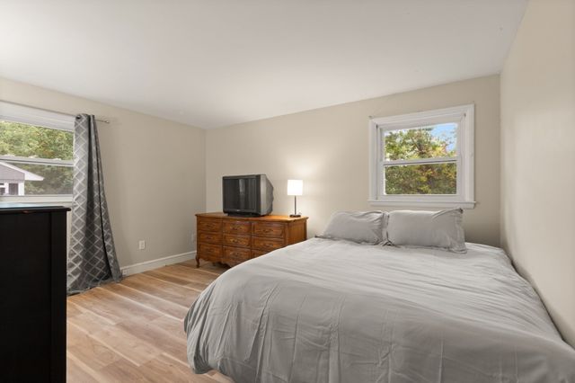 7 Moonbeam Ave., Chelmsford, MA 01824